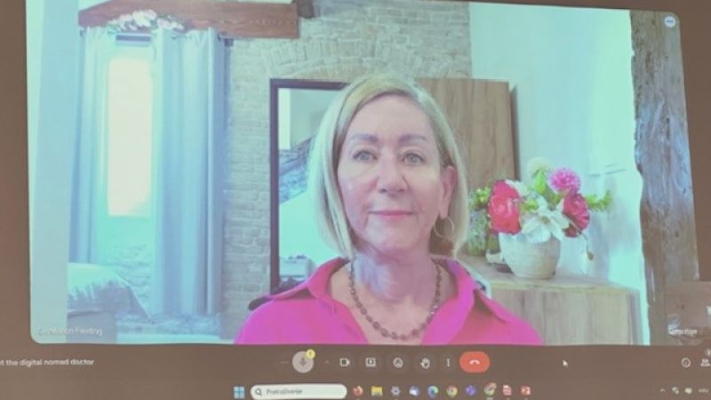 Virtualno gostovanje Dr. Manon...